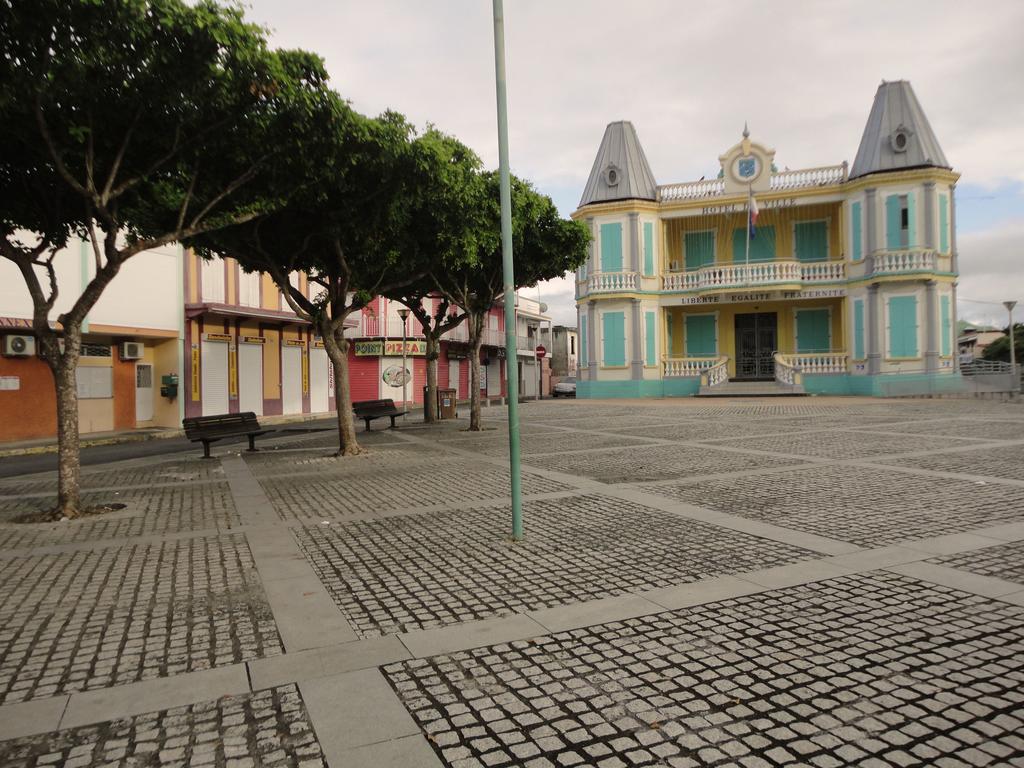 לה מול Residence De La Baie מראה חיצוני תמונה